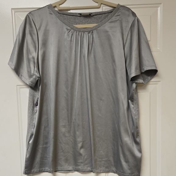 Worth Silver Gray Relaxed Blouse with Short Sleeves - Picture 1 of 5